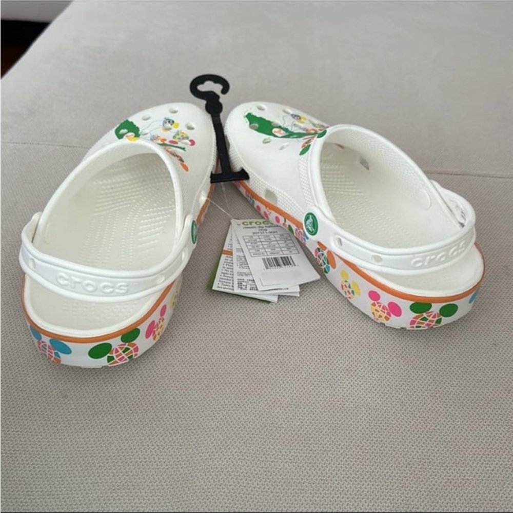 DISNEY X CROCS VAULT COLLECTION DISNEYWORLD FLORIDA WHITE NWT SIZE M7 W9 - Picture 11 of 12